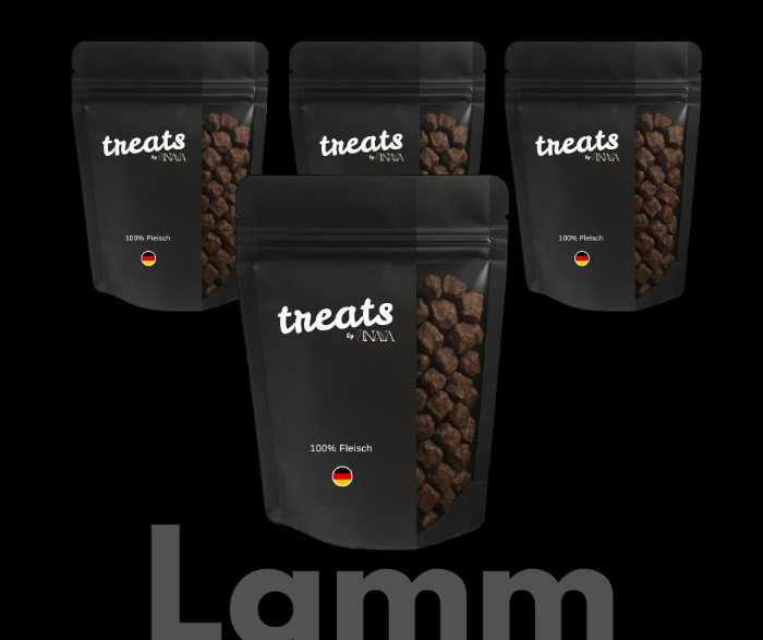 Dog treats by pawINAYA® sparset – 100 % Lamm, Single-Protein, schonend getrocknet. Natürlicher Hundesnack in wiederverschließbarer, schwarzer Verpackung mit Sichtfenster. Perfekt als Trainingsleckerlis oder Belohnung. Made in Germany, ohne Zusatzstoffe, ideal für Allergiker und ernährungssensible Hunde